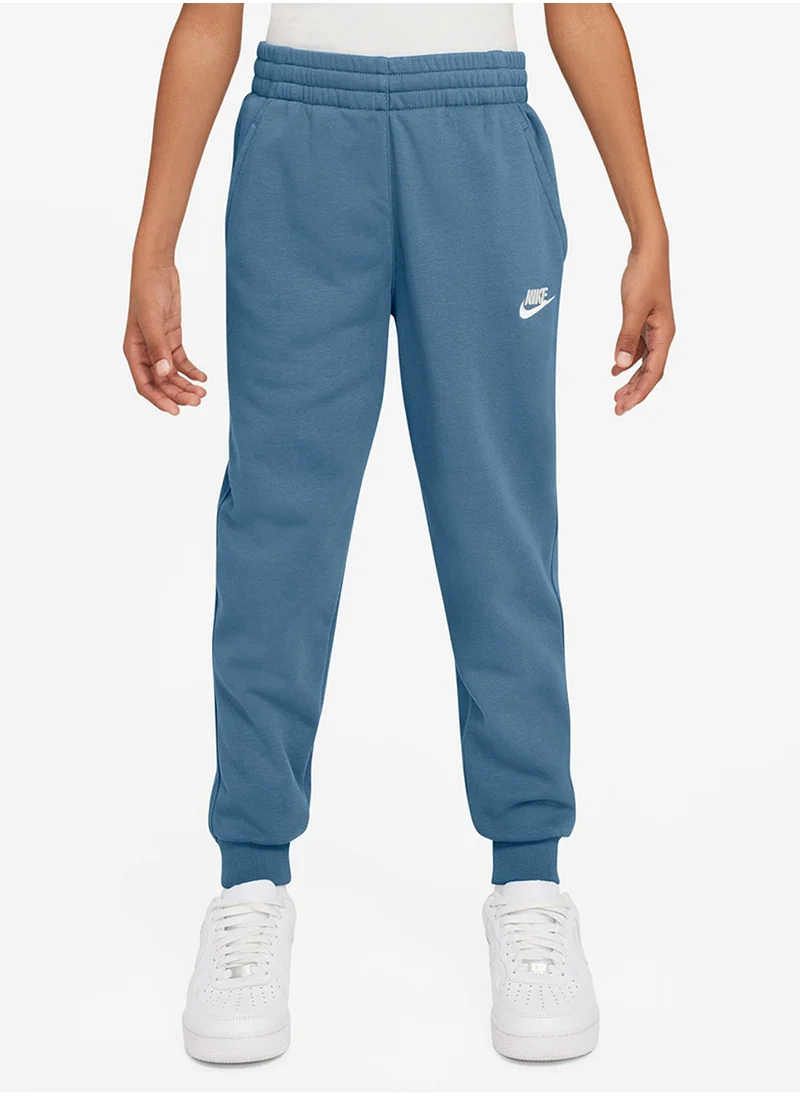 Nike Youth Club Fitted Sweatpants