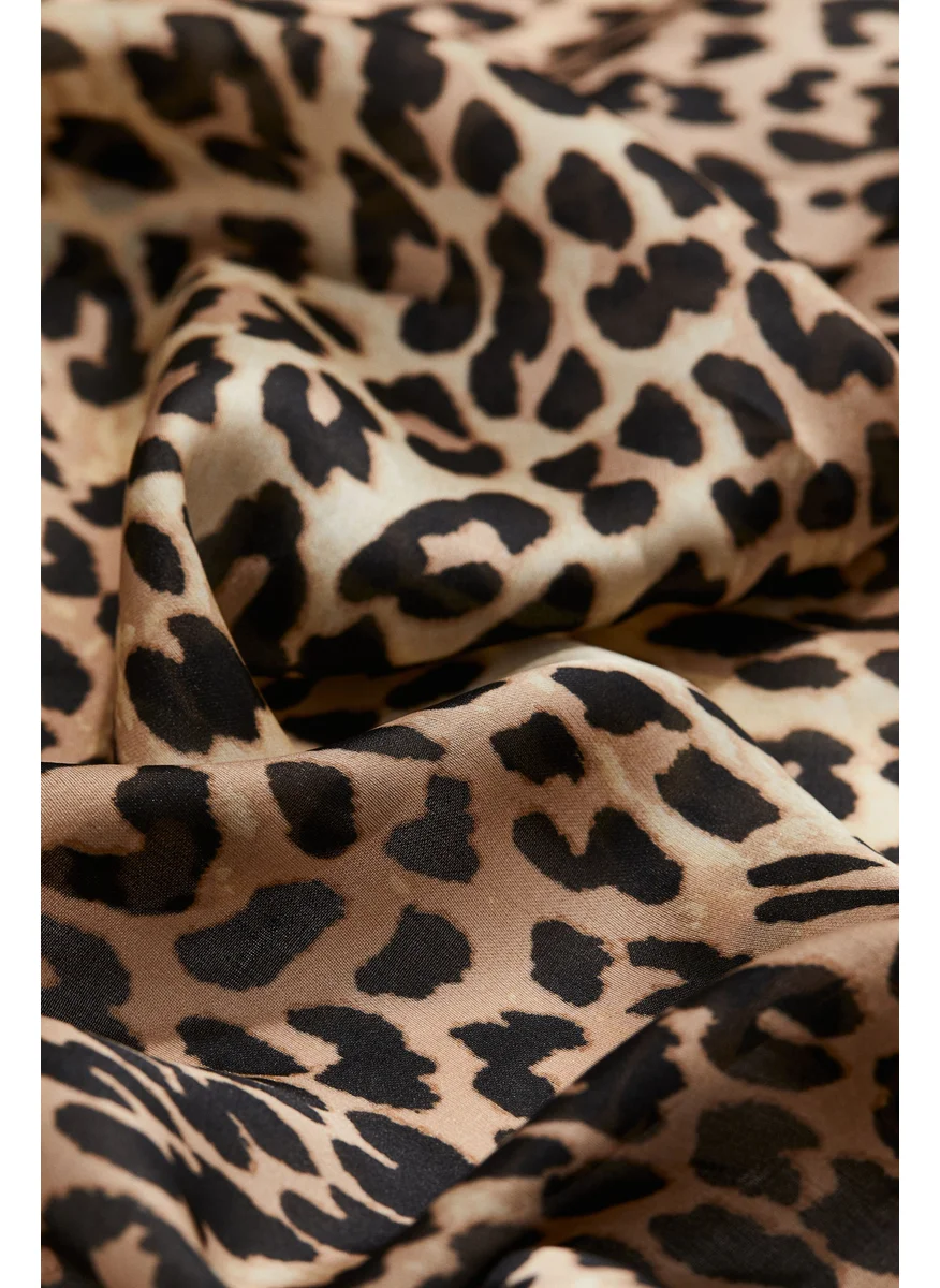 H&M Printed Satin Scarf