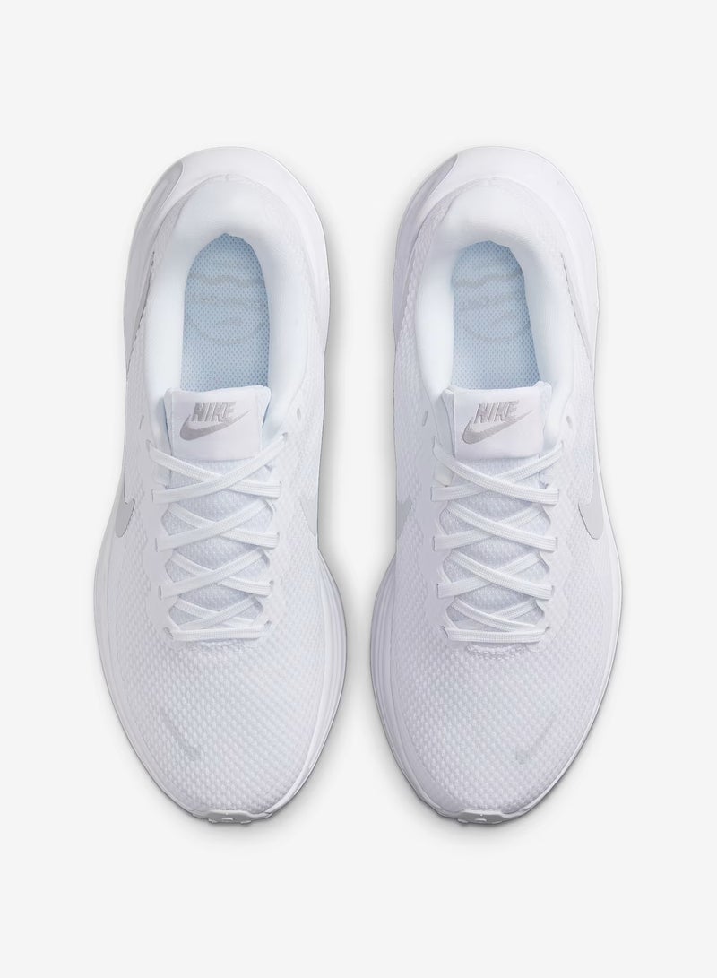Nike Revolution 8  - Image 4