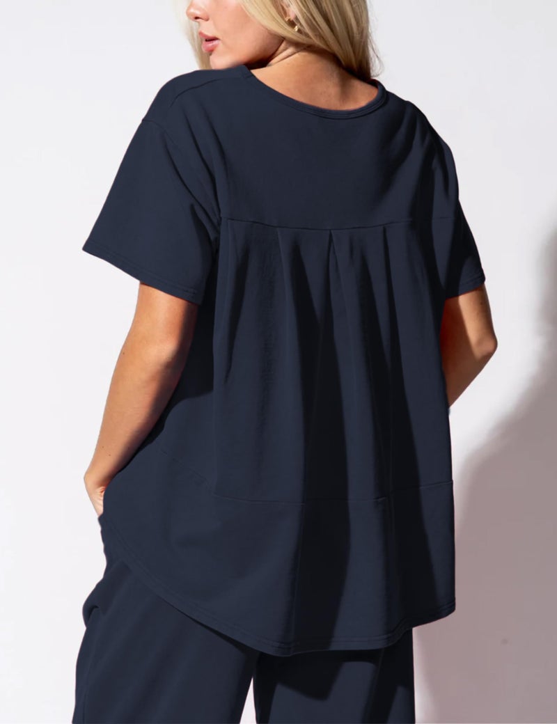IQSQSQ Womenâ€™s Lounge Set 2 Piece Short Sleeve Top Barrel Wide Leg Pants Comfy Matching Travel Outfit(Navy-M) - Image 4