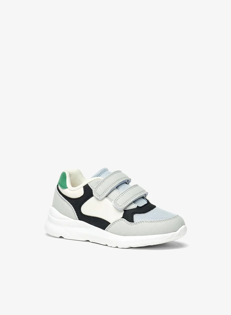 ال بي ال من شو اكسبرس سنيكرز أولاد بنعل خارجي بنقوش مع إغلاق بشريط لاصق