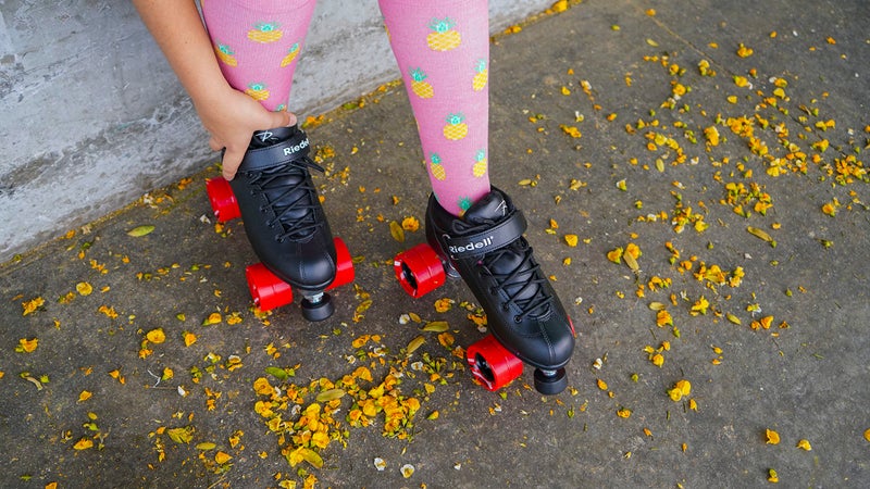 Riedell Dart Roller Skates - Colorful Ultra-Durable Quad Speed Skates with Snug Fit and Versatile Matching Color Wheels - Black - Size 9 - Image 2