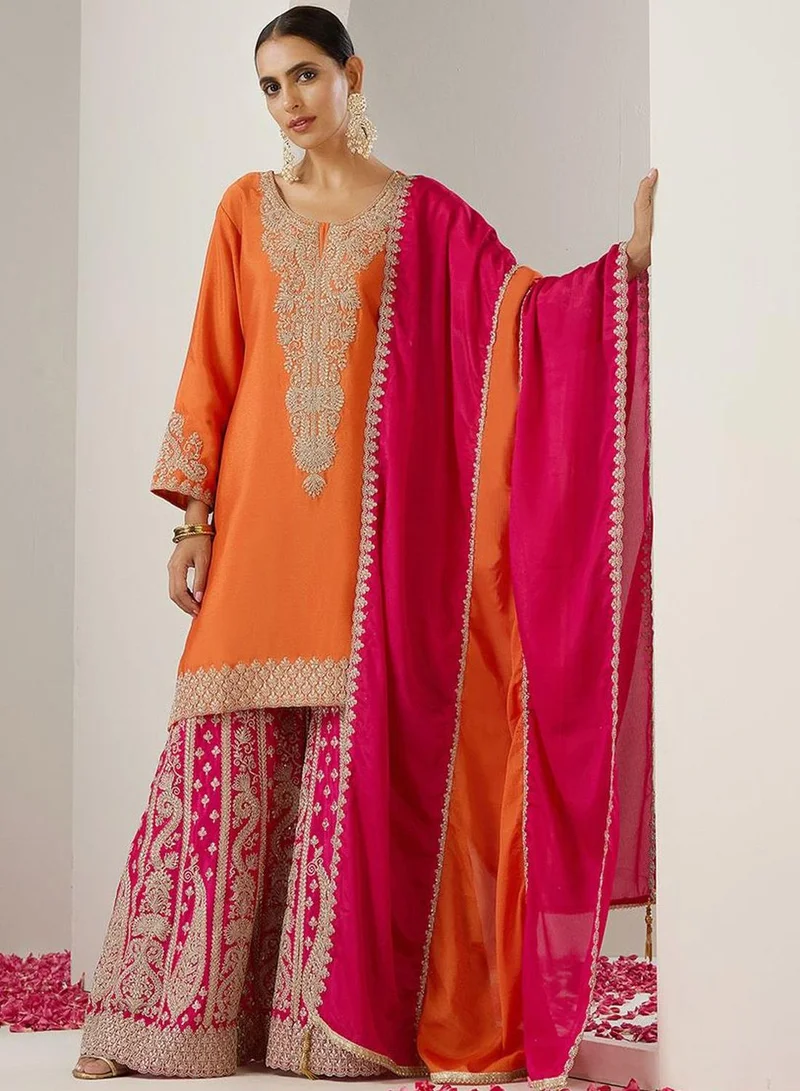 ISHIN Women'S Orange 100% Cotton Embroidered Straight Fit Kurta Set