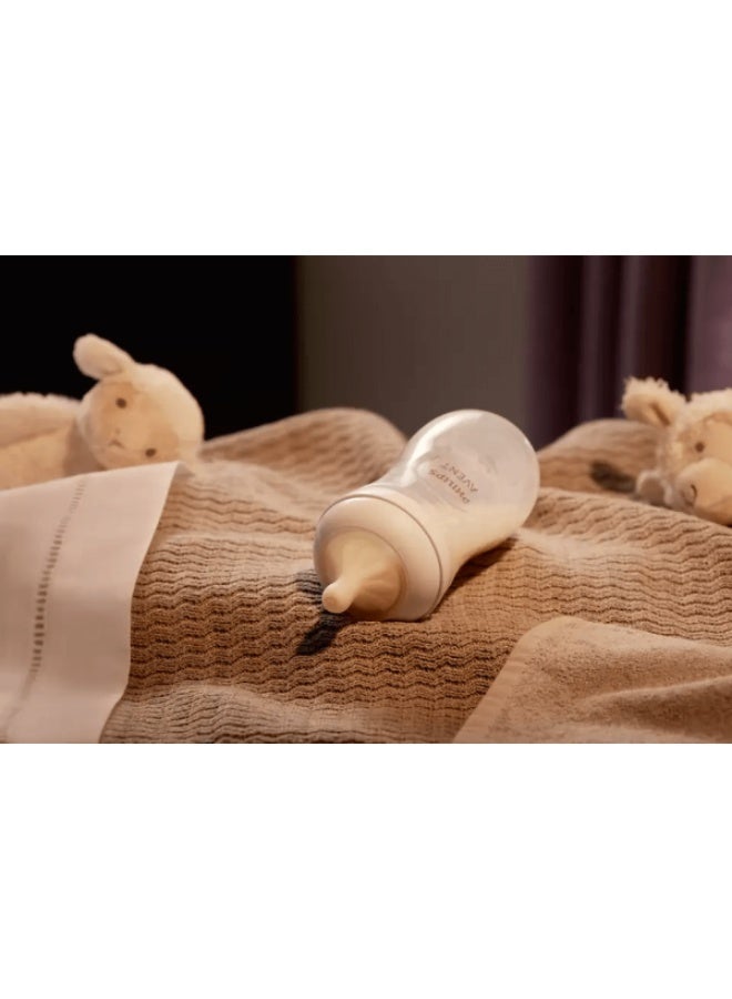 Philips Avent Natural Response Baby Bottle Twin Pack 330ml / 11oz – Anti-Colic, Natural Nipple, BPA-Free, for Babies 3m+ - Image 3