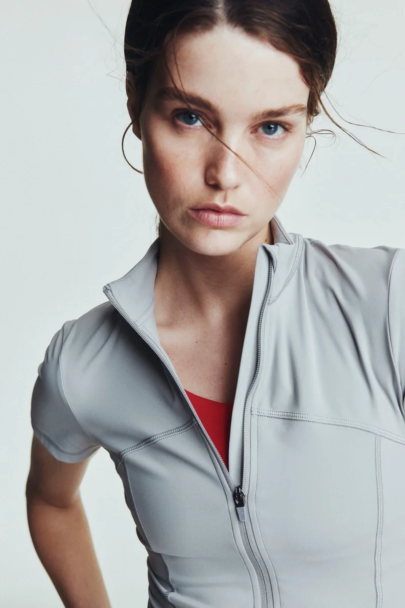 H&M Short-sleeved running jacket with ShapeMove™