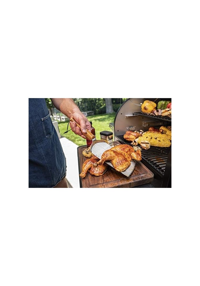 Traeger Large Cut Meat & Fish Spatula - Image 5