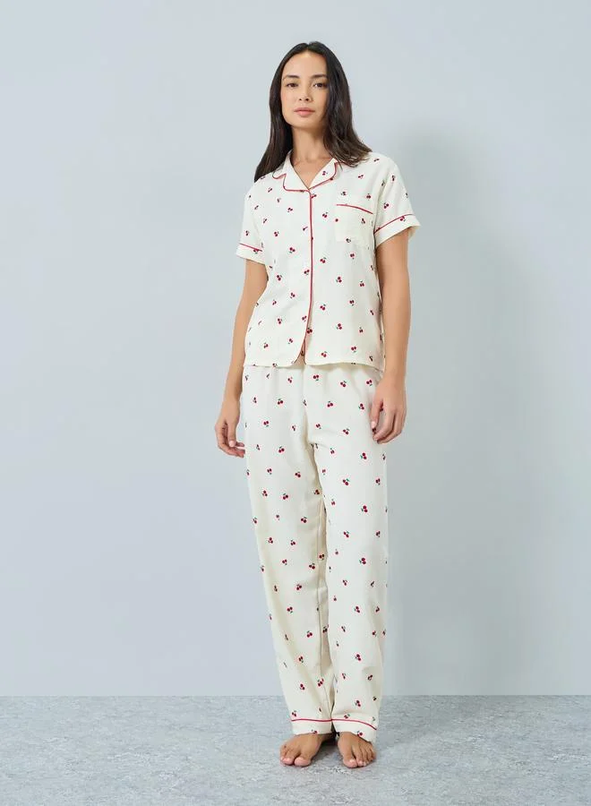تايك تو طقم بيجاما من بنطال وبلوزة بطبعة كرز
