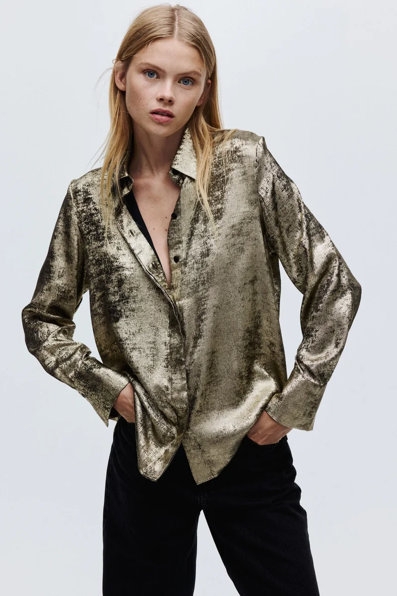 اتش اند ام قميص من الساتان