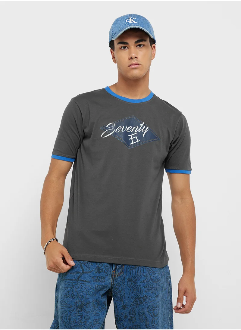 سفنتي فايف Crew Neck T-Shirt