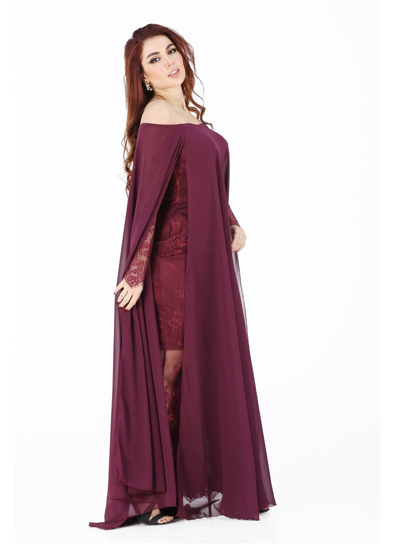 Modern Design Evening dress of lace material, with handkerchief sleeves of chiffon material  - Image 3