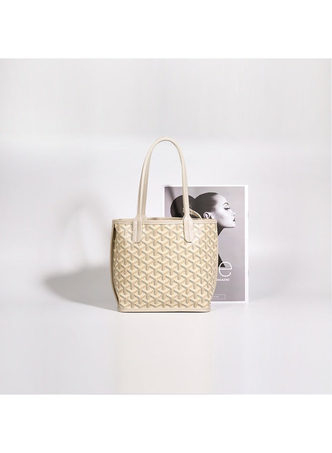 Printed Shopper Tote  Pendants Handbag It is an excellent gift for fashionable women