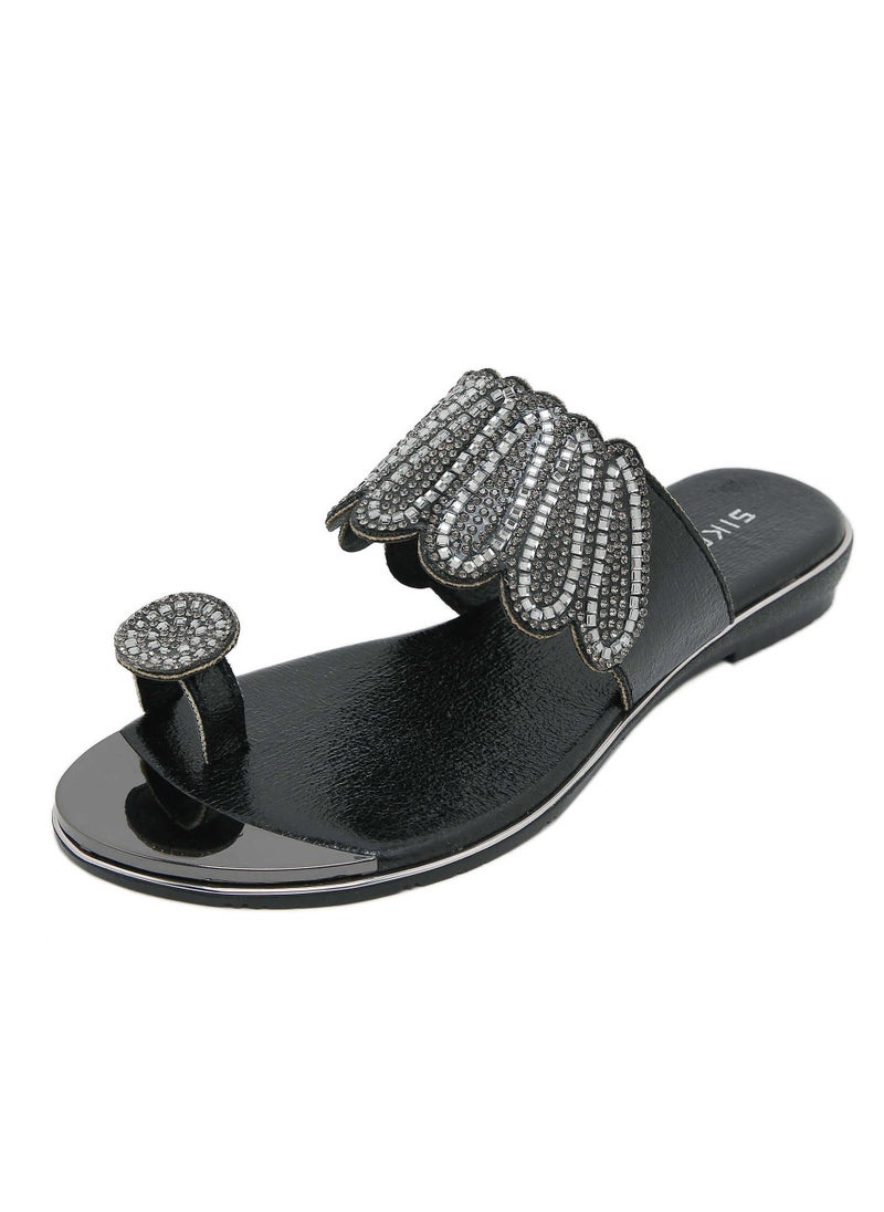 SIKETU Fashion Women Flat Bottom Rhinestone Comfortable Beach Sandals Slippers Black  - Image 1