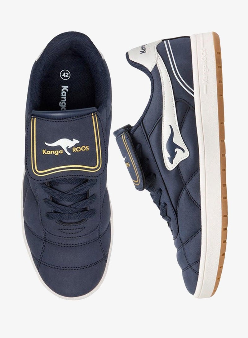 كانغاروس شوز رياضي رجالي برباط وتفاصيل خياطة - Image 3