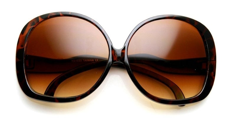KS Brown Gradient Oversize Sunglasses for Women, Tortoise, Size X-Large - Image 3