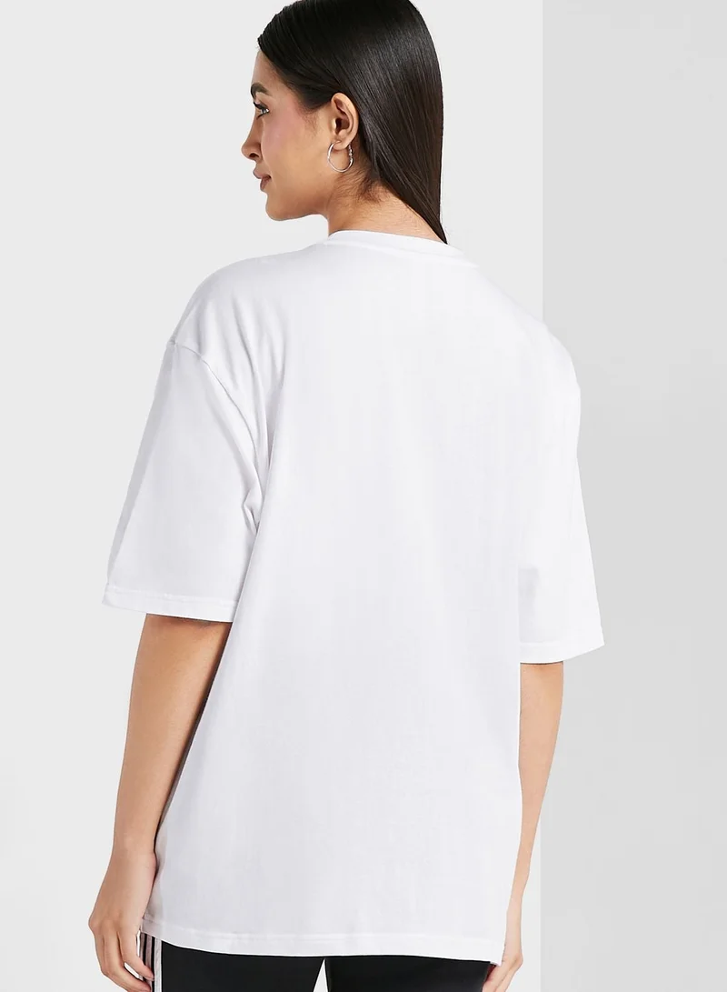 اديداس تيشيرت Essentials Big Logo Boyfriend