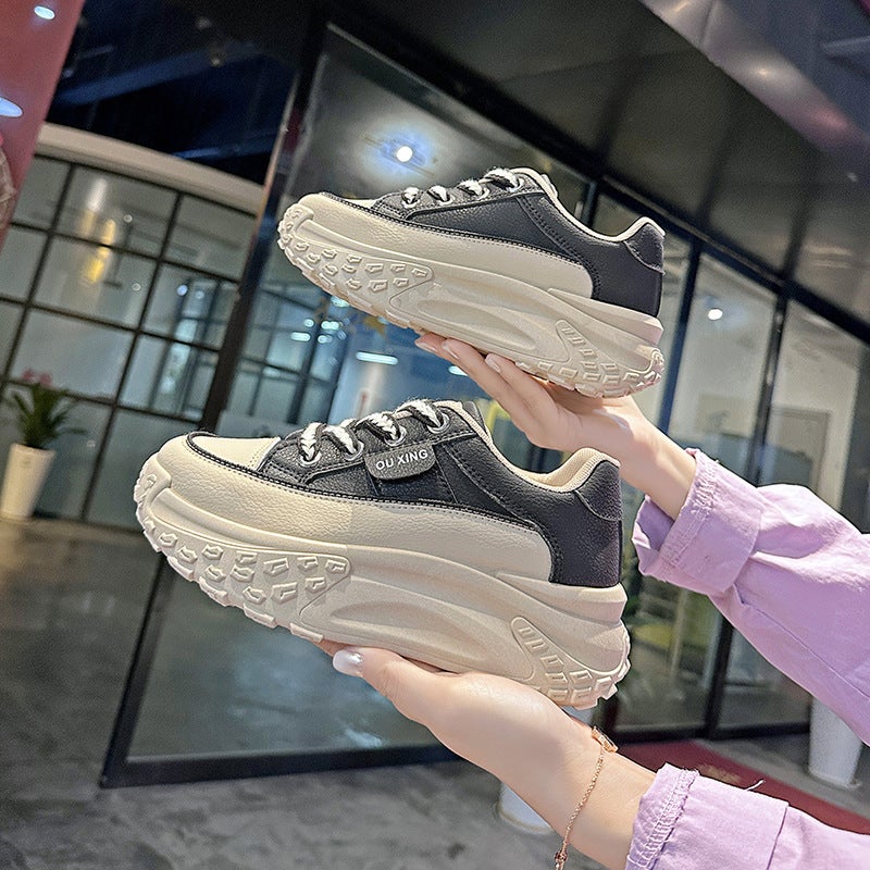Unisex Casual Sneaker Shoes - Image 1