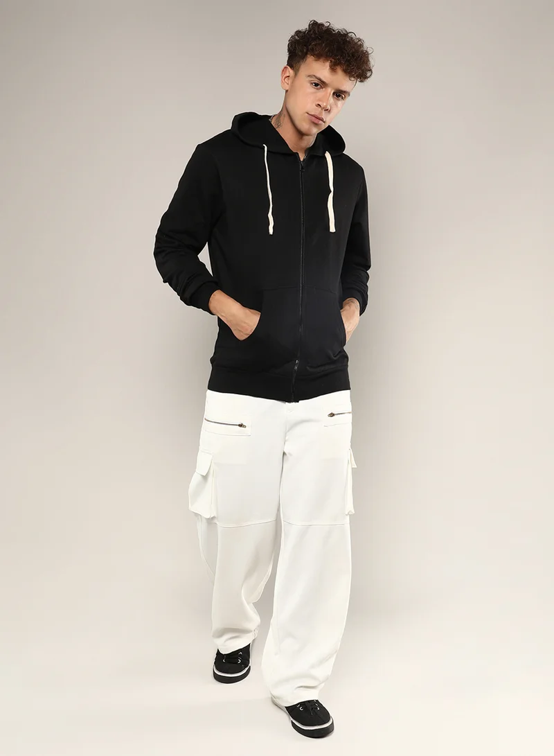 كامبوس سوترا Men's Black Zip-Front Hoodie With Contrast Drawstring