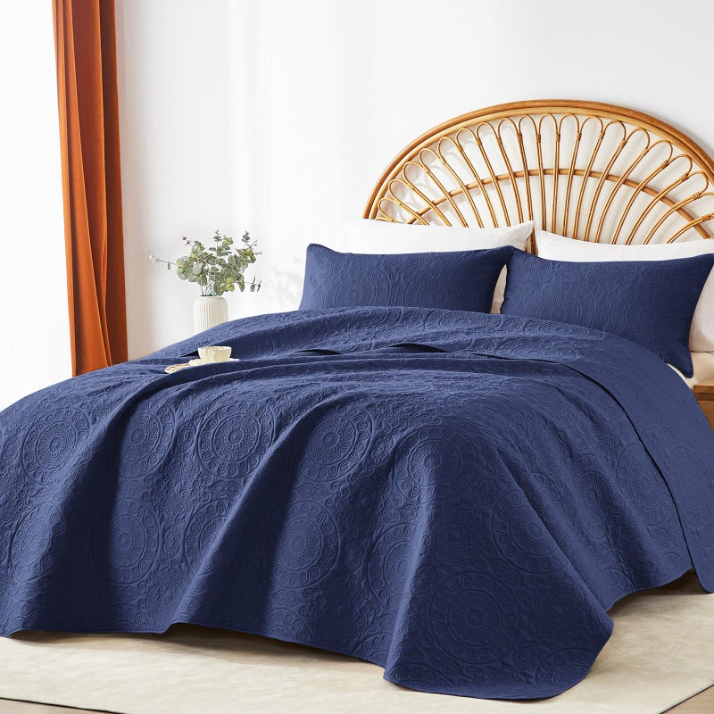 ووريبو Wuruibo Navy Blue Acilt Set King/Cal King Size size microfiberspreass with palow sham sham legthweight coverlet beed leved leved leved for all season (1 Quilt 2 Pillow Shams) - Image 2