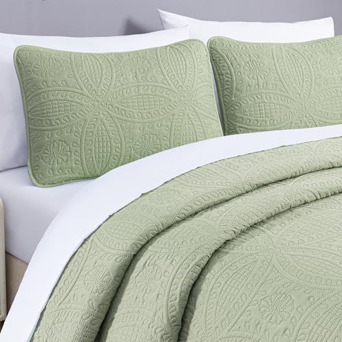 Chezmoi Collection Austin 3-Piece Oversized Bedspread Coverlet Set (King, Sage) - Image 4