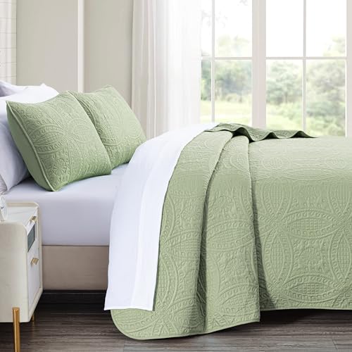 Chezmoi Collection Austin 3-Piece Oversized Bedspread Coverlet Set (King, Sage) - Image 3