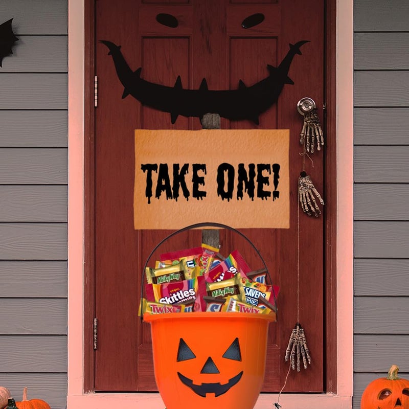 Mars SNICKERS, SKITTLES Gummies, TWIX & LIFE SAVERS Halloween Gummies Fun Size and Mini Chocolate Candy Variety Pack, Halloween Candy Individually Wrapped, 160 Ct Bulk Bag - Image 4