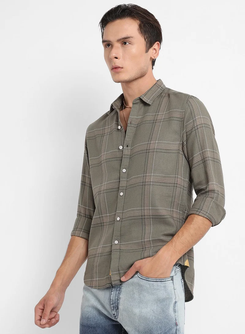 Campus Sutra Men's Olive Green Maxi Tartan Plaid Shirt