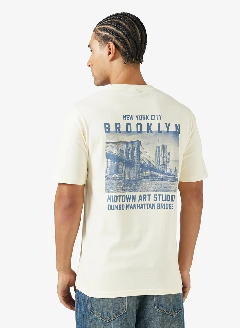 سفنتي فايف تيشيرت مطبوع بقصة عادية