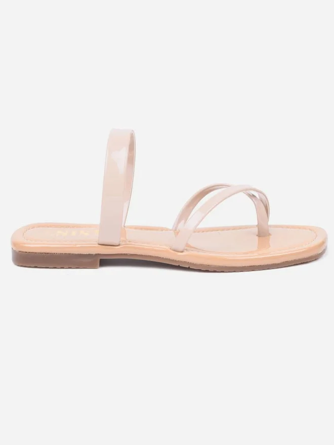 جنيست صنادل مسطحة بحزام متقاطع عند الأصابع من