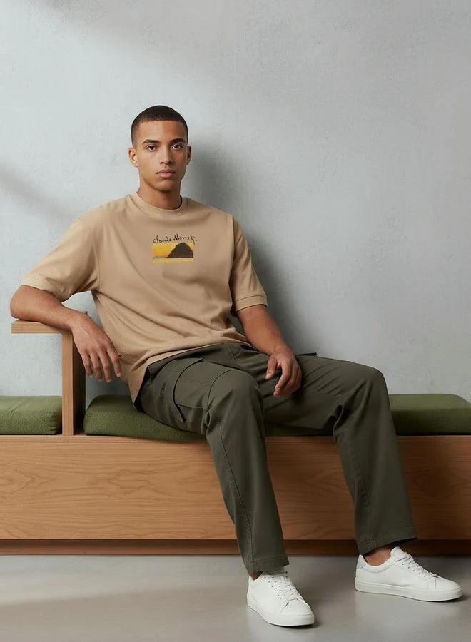 اس بي كاركترز تيشيرت رجالي بقصة عادية ورقبة دائرية وأكمام قصيرة وطبعة رسومية