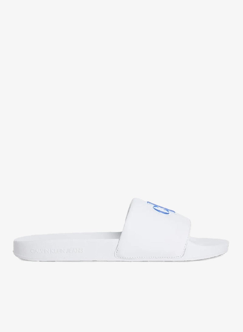 كالفن كلاين جينز شبشب مزين بشعار كلفن كلاين - Image 1