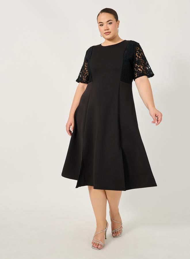 ستايلي فستان ميدي بأكمام قصيرة وفتحة دانتيل مقاس كبير - Image 3