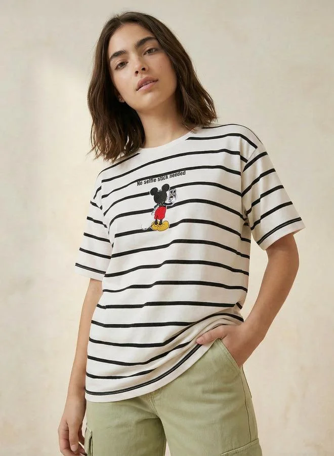 اس بي كاركترز Loose Fit T-shirt with Mickey Mouse Embroidery