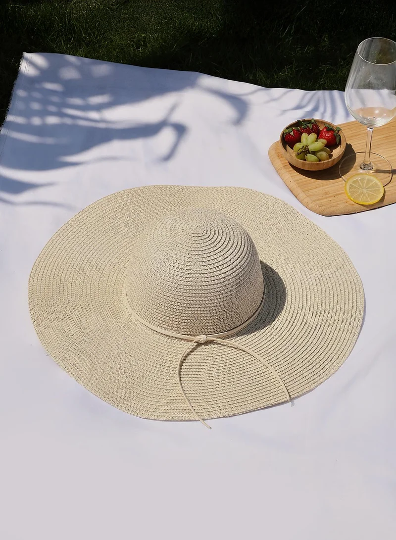 صوص هاوت قبعة مادالينا النسائية - كريمي أبيض