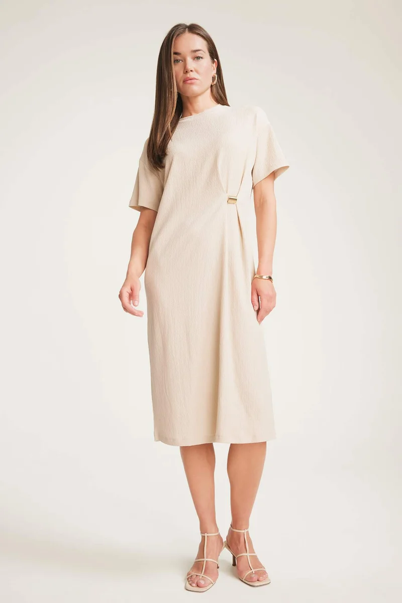 ديفاكتو Regular Fit Crew Neck Dress