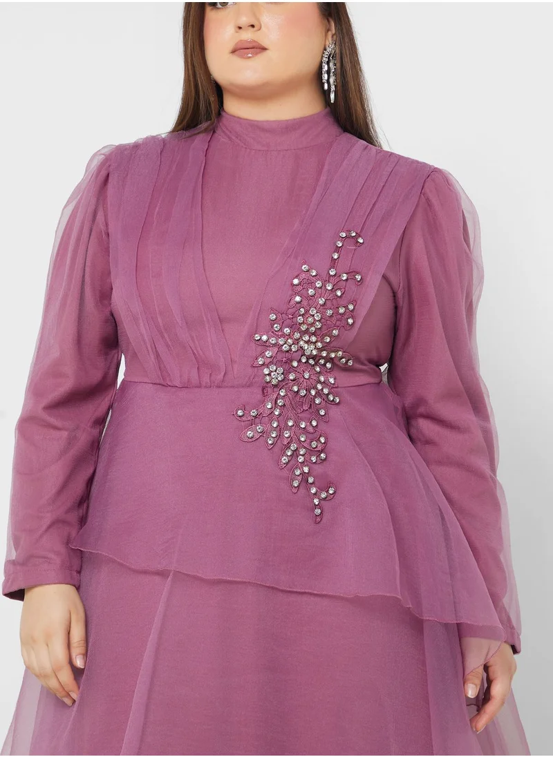 خزانة Embellished Detail Tiered Dress