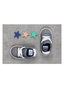 AVERY Avery Shoes Labels, name labels, stick on school labels, 24 labels per pack (2 Sizes in the pack: 30x30 mm, 15x30 mm), White with Bold Coloured Edges  - Image 4