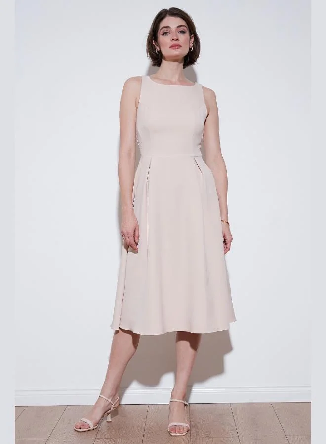 ليلا Lela Crew Neck Regular Fit Pocketed Pleated Midi Dress Women's Dress 6051963