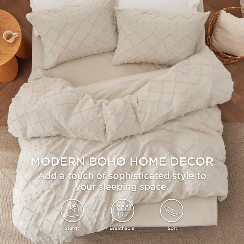 Bedsure 4 Pieces Boho Duvet Cover Set with Fitted Sheet Queen Size, Includes 1 Duvet Cover (230 cm x 230 cm) with Zipper Closure, 2 Pillow Shams (50 x 60 cm), 1 Fitted Sheet (150 cm x 203 cm) , Beige - Image 3