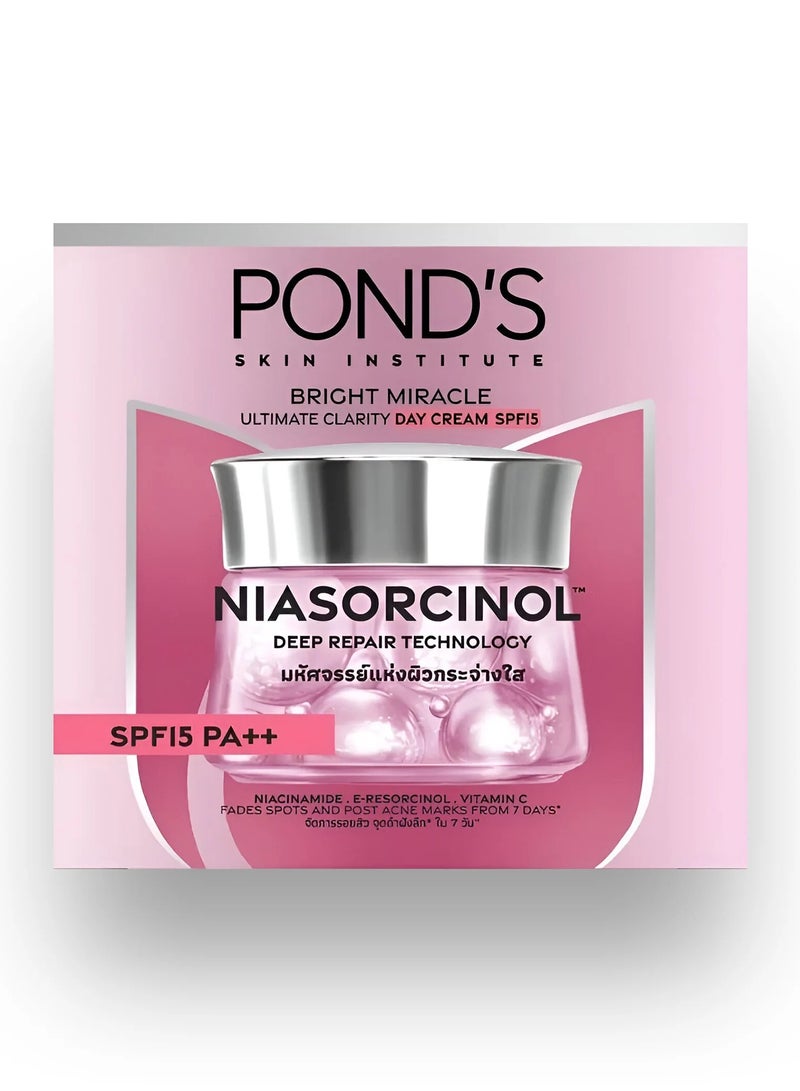Pond's Bright Miracle Ultimate Clarity Day Cream SPF30 PA+++ Niasorcinol 45gm - Image 2