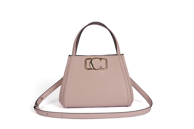 كابلي حقيبة كتف بيج بمشبك ذهبي