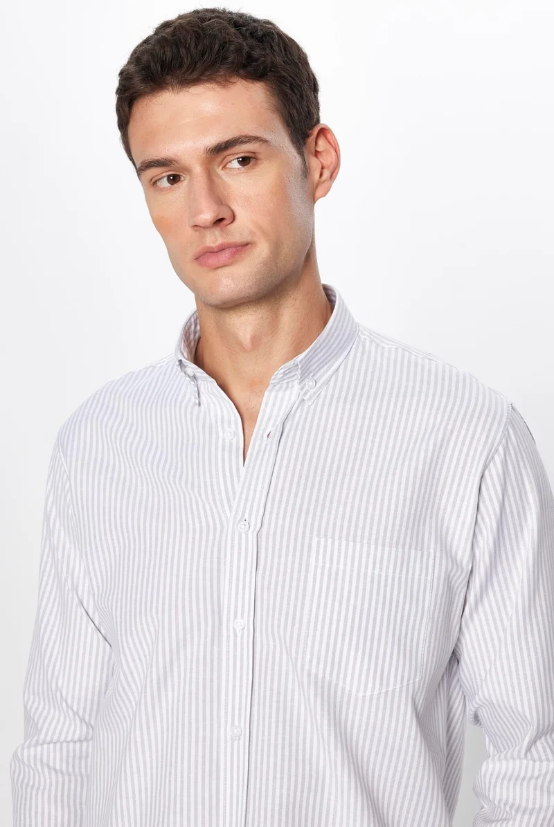 Tudors Men's Classic Fit Regular Cut Long Sleeve Cotton Easy Iron Striped Button Down Collar Shirt