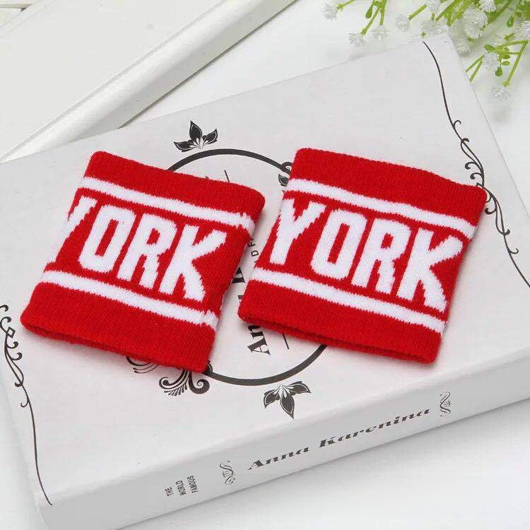 Kids Hip Hop Dance Caps Headbands Wristbands Socks Red NEW YORK wrist
