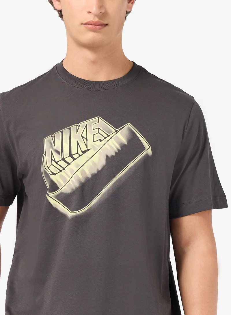 Nike ANTHRACITE Nsw Standard Blur Futura T-Shirt for Men | Best Price UAE