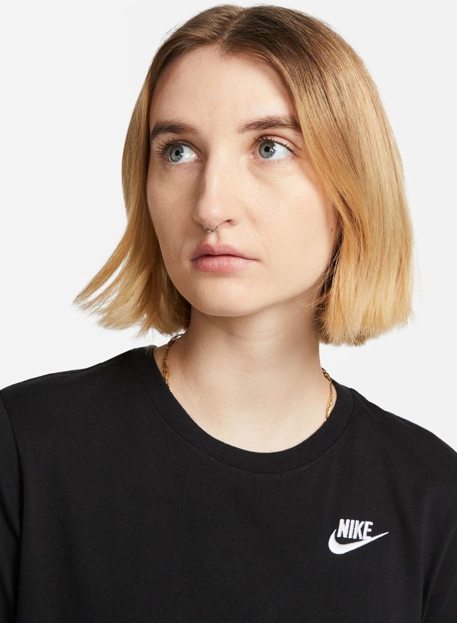Nike Women’S Nike Sportswear Club Tee - Image 3