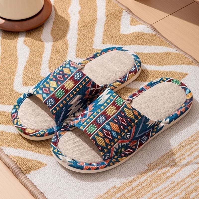 Qi Ta Pin Pai Medical Magnetic Massage Slippers for Men - Summer Home Bathroom Non-Slip Foot Reflexology Sandals - Image 1