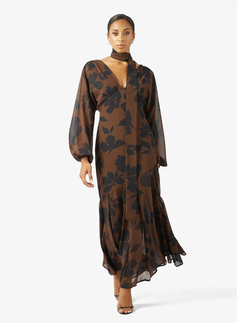 PRETTY LAVISH Petula Batwing Scarf Maxi Dress
