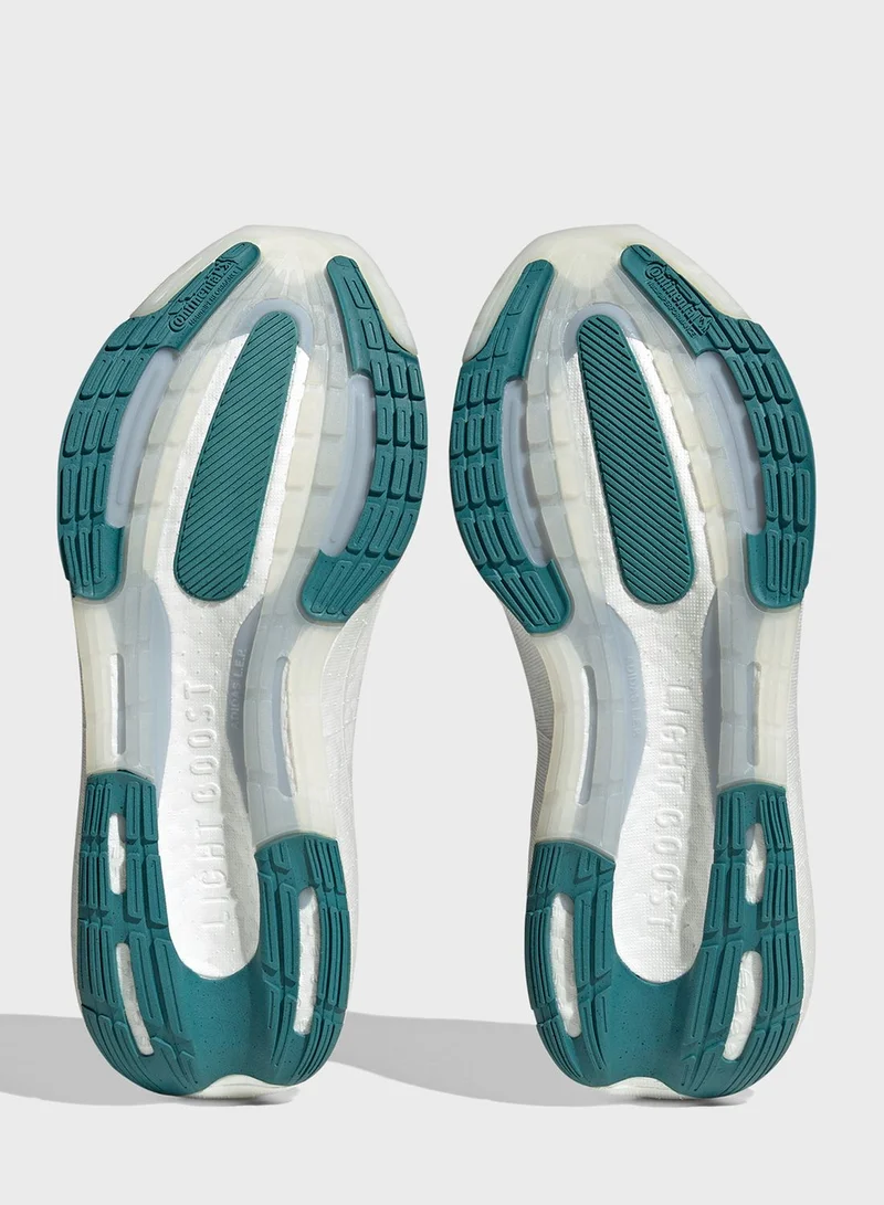 اديداس حذاء Ultraboost الخفيف