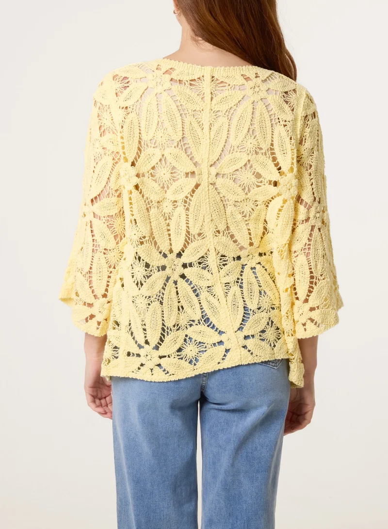 بلو فانيلا Crochet Tie Front Cardigan