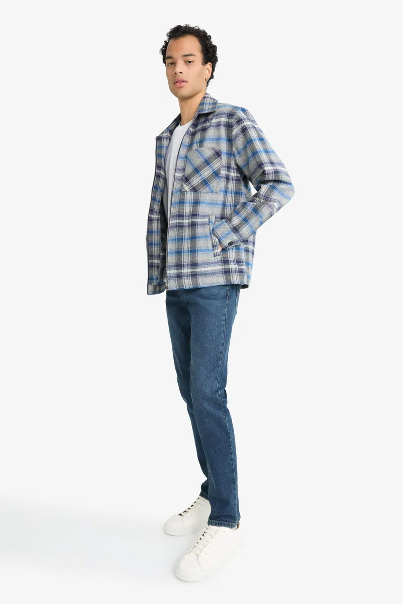 ديفاكتو Regular Fit Flannel Long Sleeve Shirt