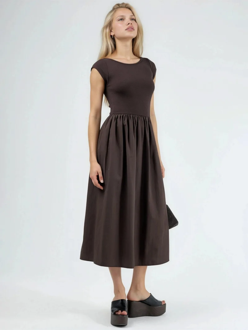 Busem BUSEM Casual Midi Dress with Crew Neck
